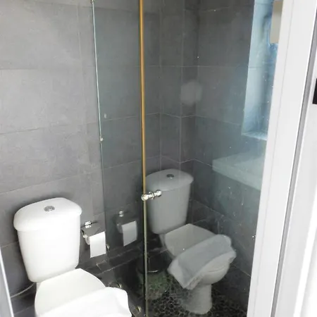 A-10 Modern & Luminous - 2bd Athens' Party District Apartment Athens